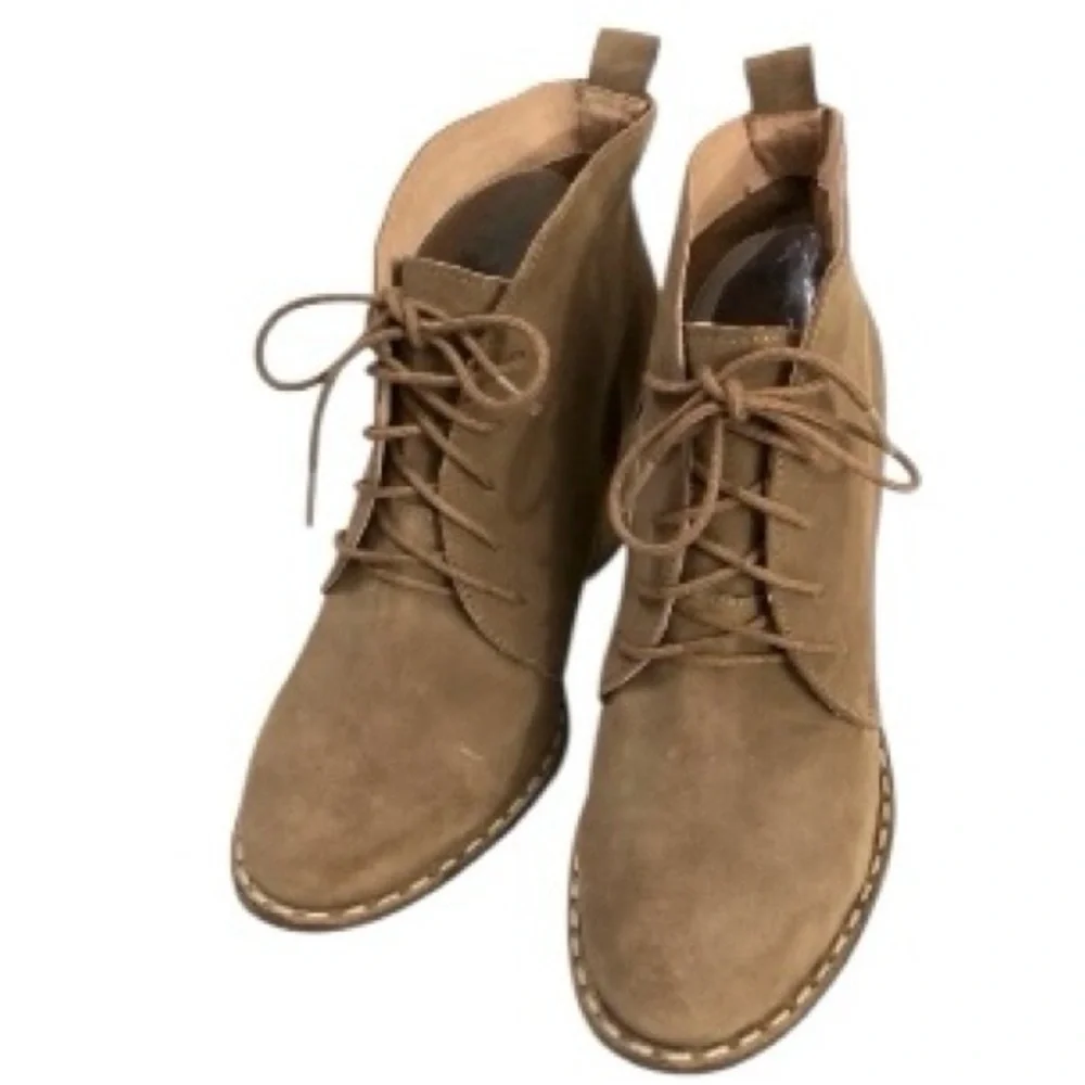 Seychelles by Anthropologie Laced Leather Bootie “Tower” Block Heels Tan sz 8.5